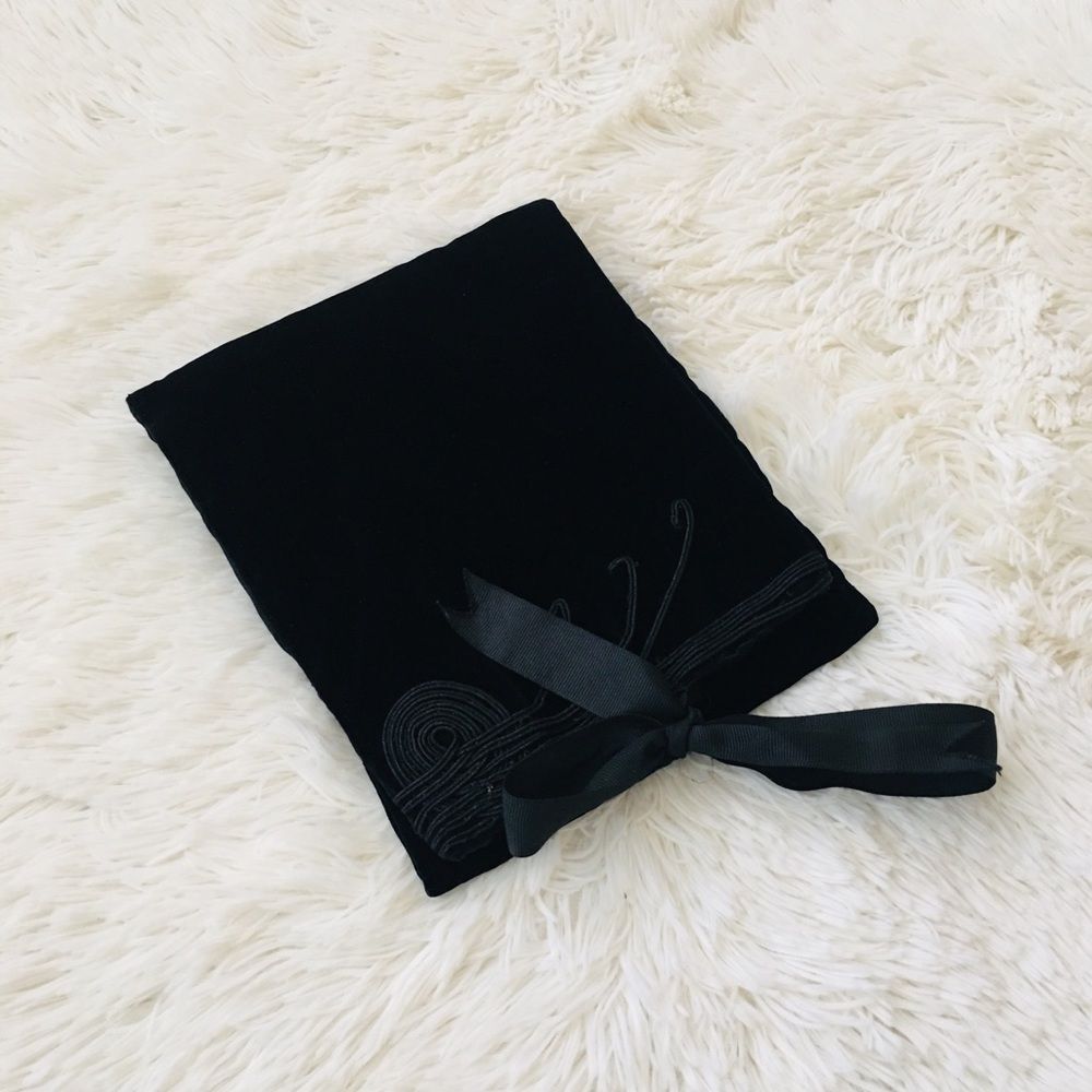 👛 Vintage Black Velvet Tie Clutch Purse 👛